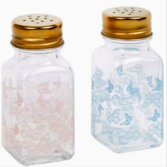 Dolly Parton Other - Dolly Parton Salt & Pepper Shakers